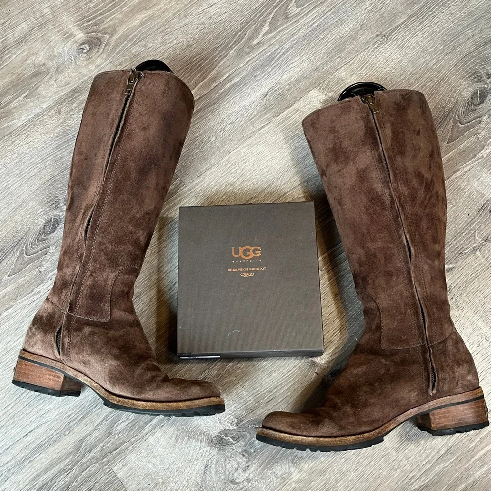 UGG Broome Zip Sundance Brown Suede Sheepskin Lined Tall Boot w/Care Kit Women 6